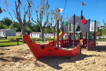 aire de jeux pour enfants- camping Mendi Azpian