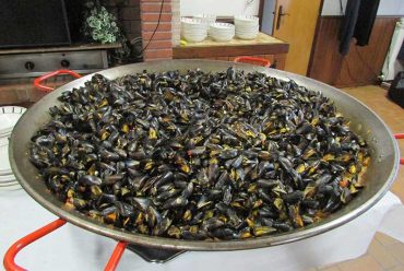 soirée moules - camping Mendi Azpian